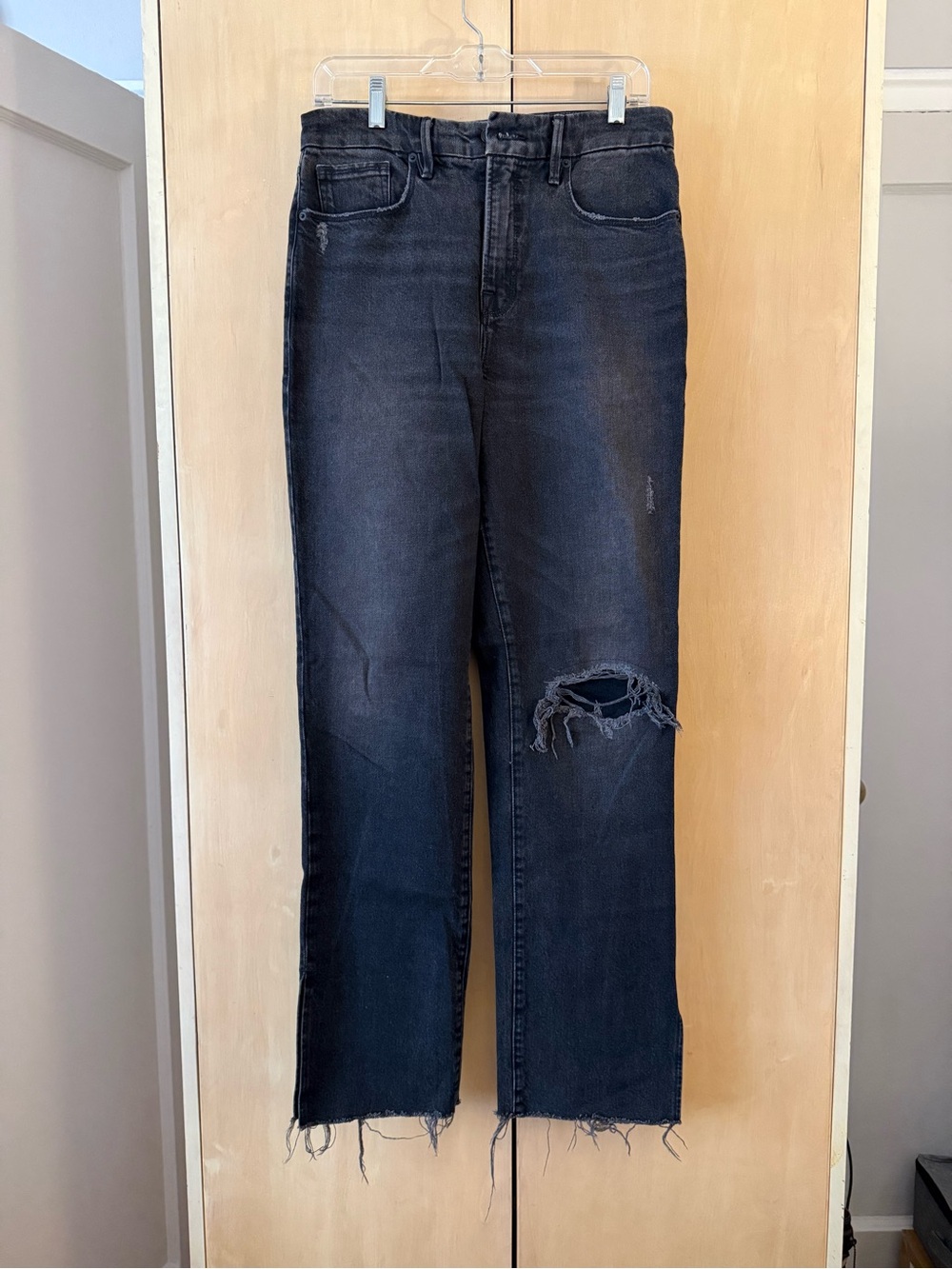 Good American Washed Black Straight-Leg Jeans with Knee Rip